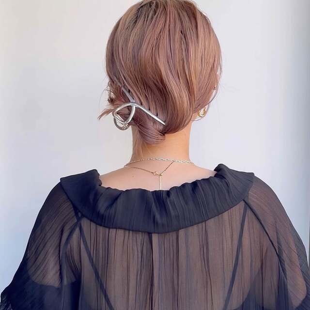 なな様ハンドメイド♡イザベル編み上げ風♡ヘアクリップ② なな様ハンドメイド♡イザベル編み上げ風♡ヘアクリップ②