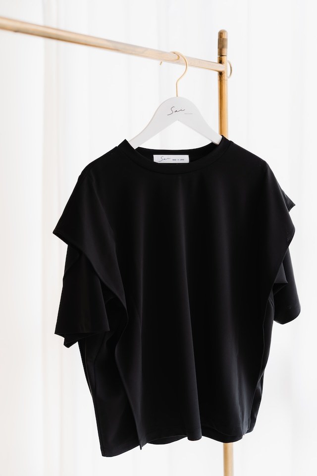 layered T-shirt（black color）