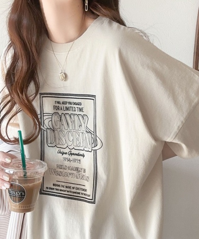 色違いで揃えたくなるTee。オーガニックコットン混　綿100％前後2wayステッチ刺繍半袖Tシャツ