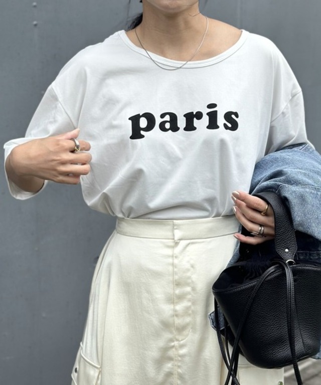 parisロゴTシャツ