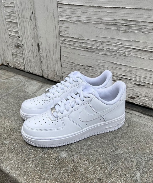 NIKE WMNS AIR FORCE 1 '07