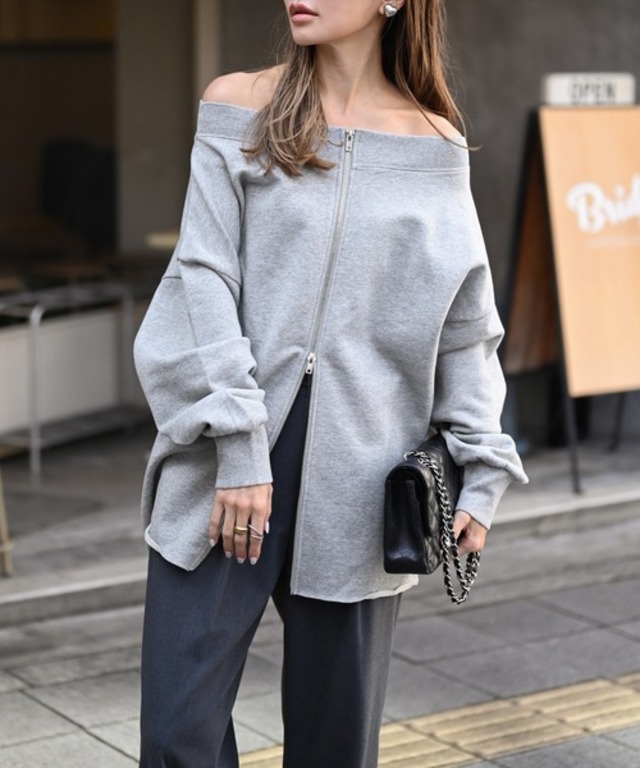 前後2WAYオフショルダージップスウェット