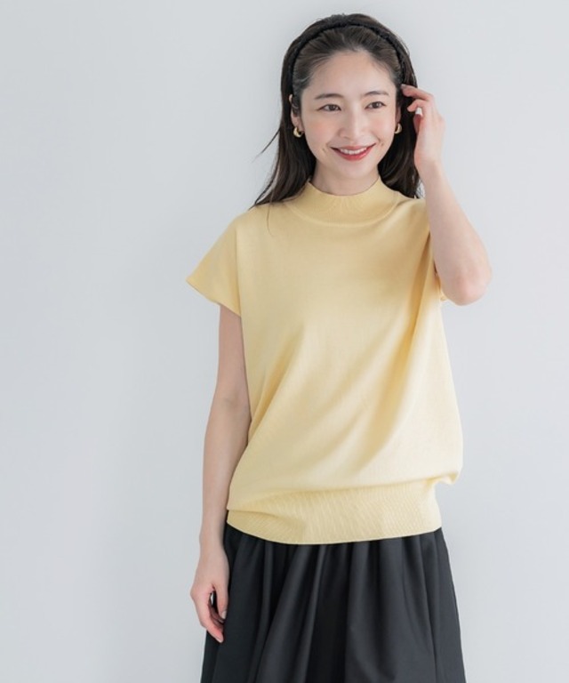シャリ感レーヨンハイネックフレンチスリーブニット