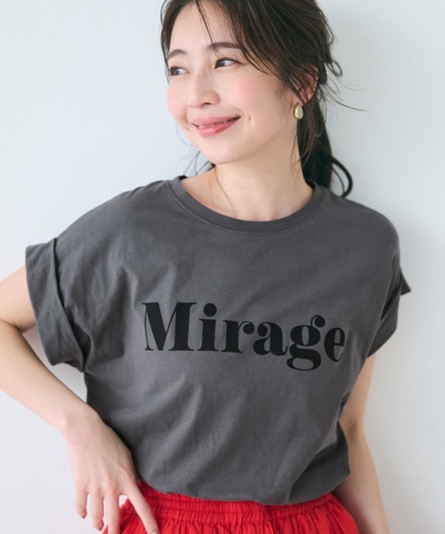 フレンチスリーブロゴプリントTシャツ