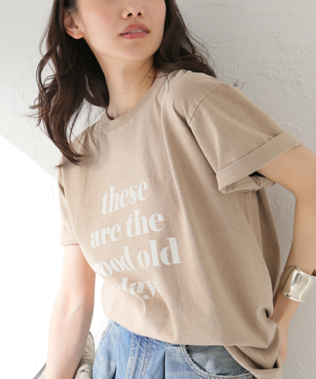 【THESE ARE~】Tシャツ