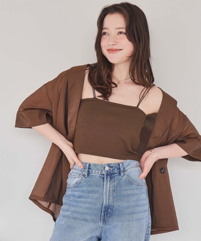 短丈カップ付きダブルストラップキャミソール