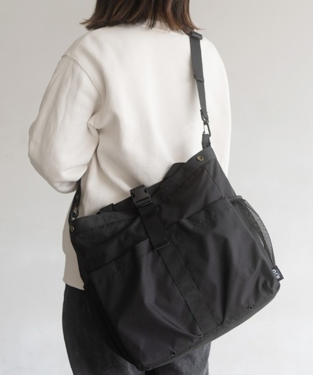 大容量マルチパーパス3WAYトートバッグ（18L）