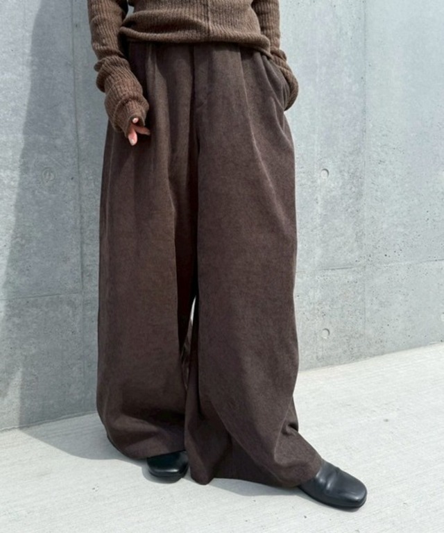 コーデュロイワイドストレートスラックス