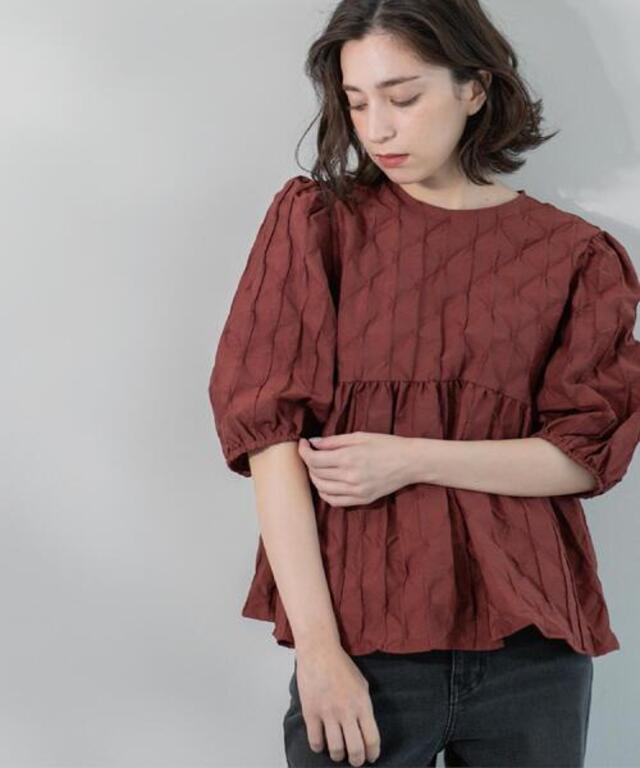 ふくれジャカードペプラムブラウス【洗濯機洗い可】