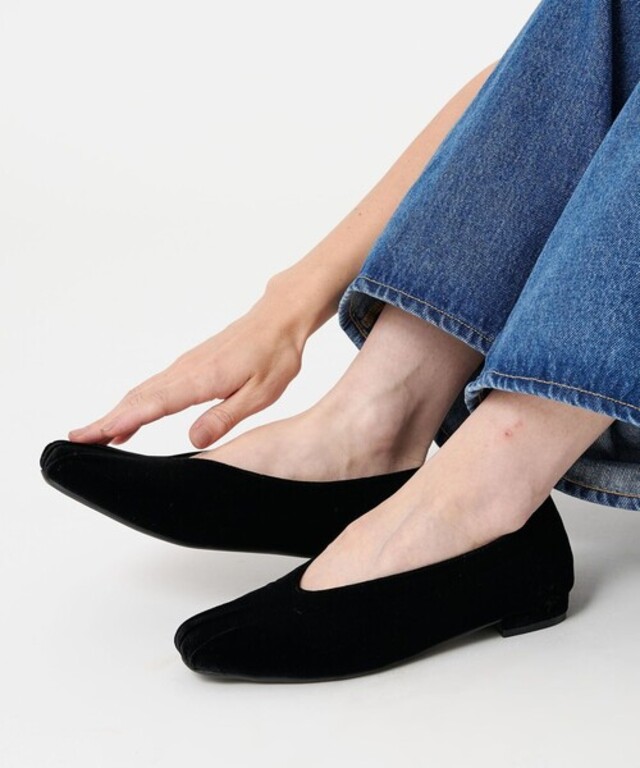 ギャザートゥ ベルベット フラットシューズ
