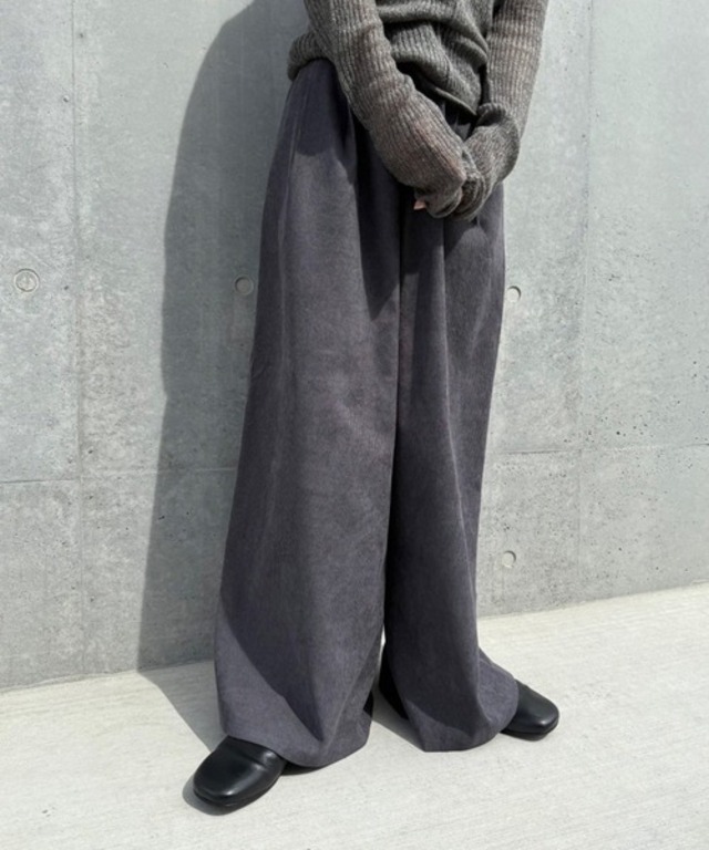 コーデュロイワイドストレートスラックス