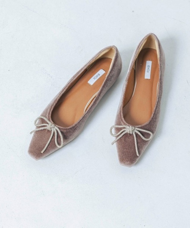 【軽量・クッション入り】スクエアリボンフラットパンプス IZ5773