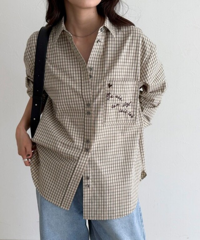 チェック刺繍シャツ