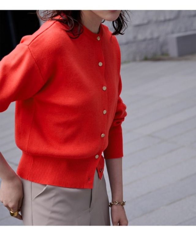 マット釦クルーネックニットカーディガン