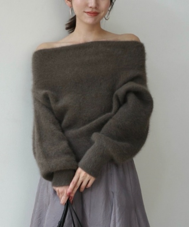 ラクーンフォックスオフショルニットプルオーバー