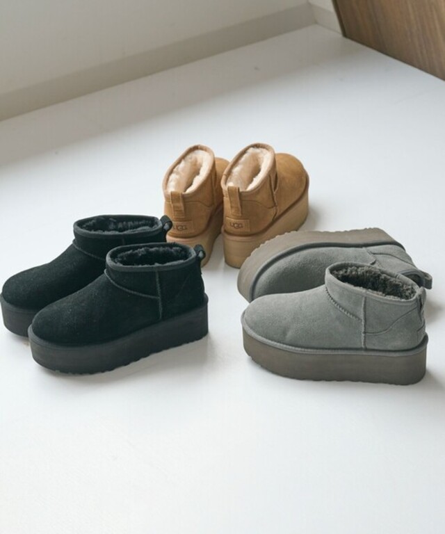 <UGG>クラシック ウルトラミニプラットフォーム ブーツ