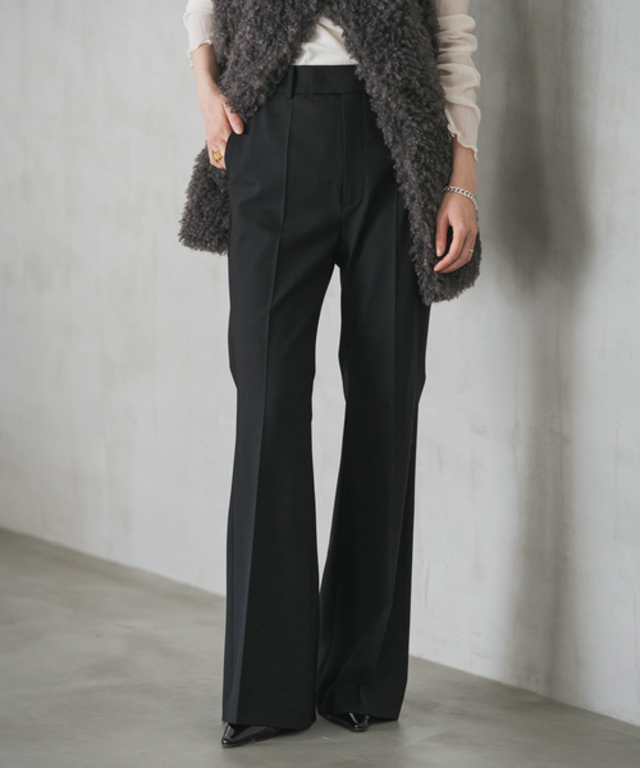 ハイストレッチナローフレアパンツ