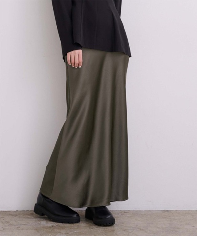 サテンマーメイドマキシスカート