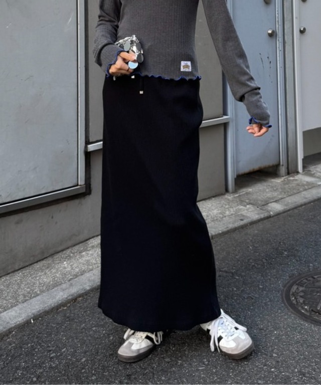 【-3キロ見え】すっきりシルエットリブスカート