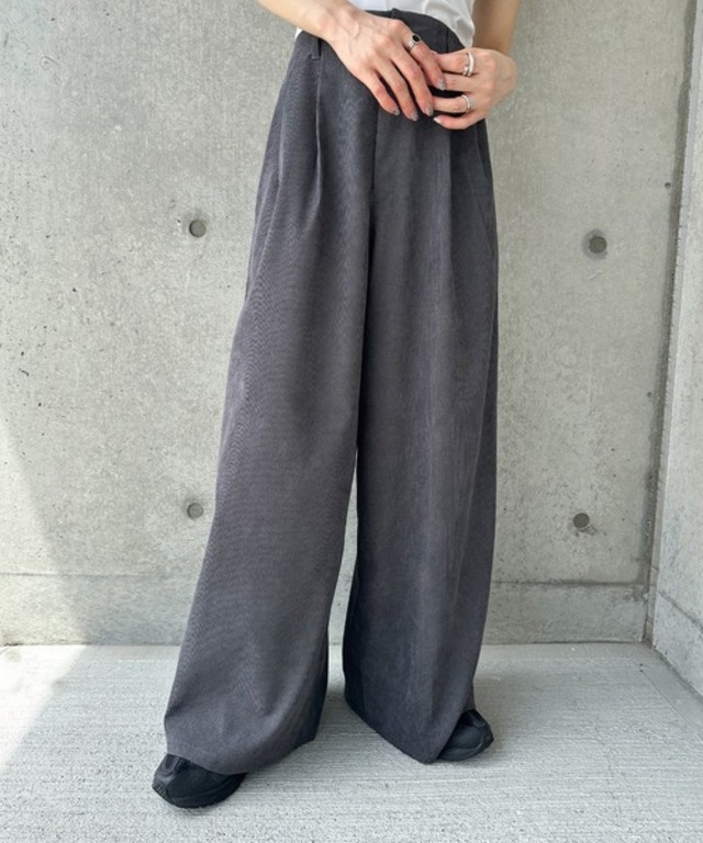 コーデュロイワイドストレートスラックス