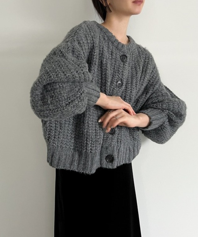 ボリュームスリーブオーバーカーディガン