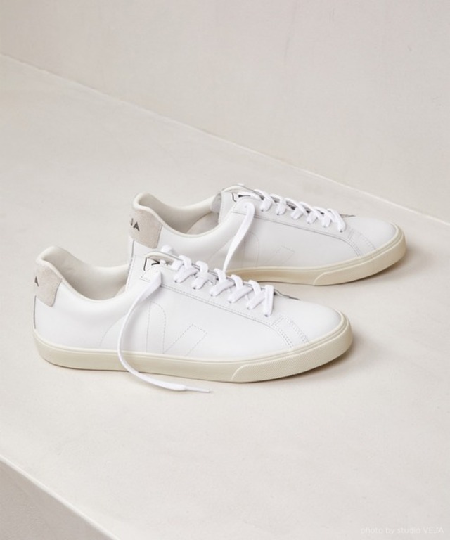 VEJA / “ESPLAR” スニーカー