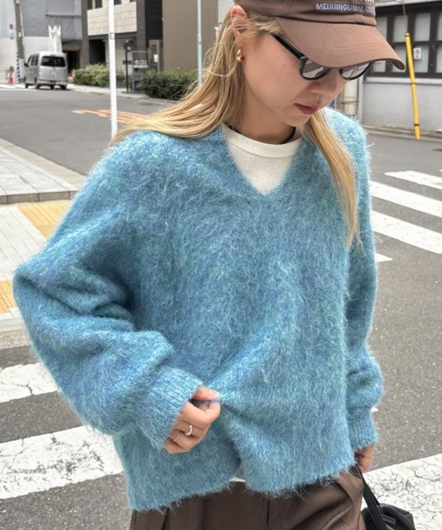 【ハンドウォッシャブル】ウール混起毛キーネックニット