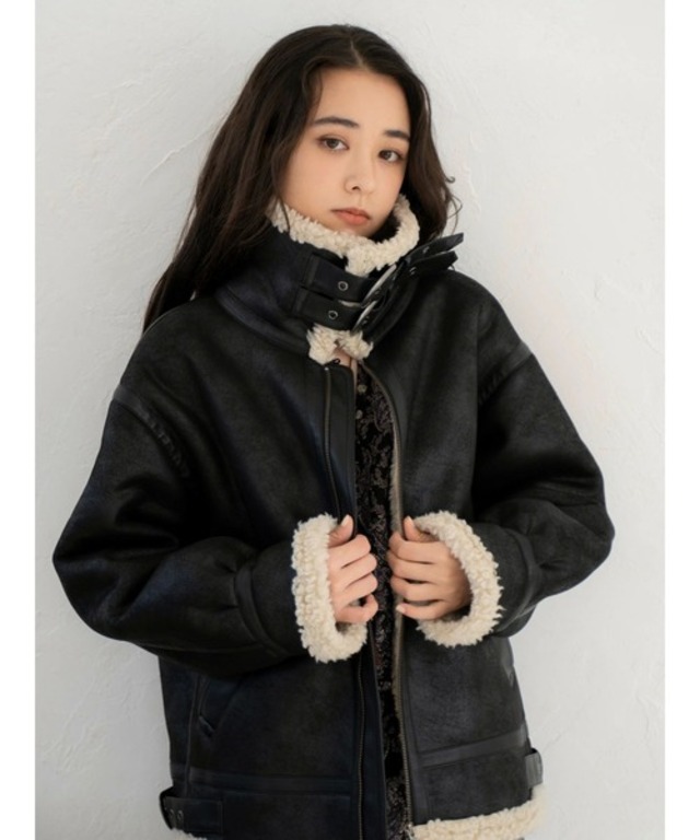 フェイクムートンボアブルゾン