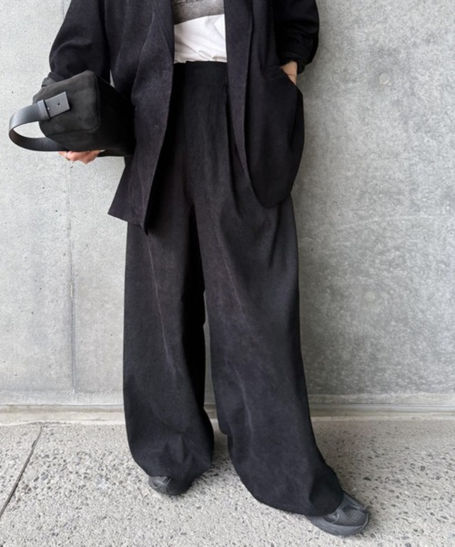 コーデュロイワイドストレートスラックス