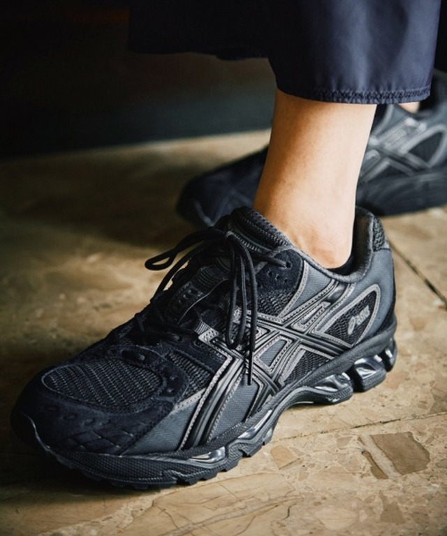 GEL-NIMBUS 10.1 / ゲルニンバス 10.1