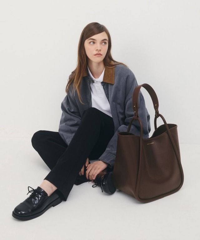 Lyla ライラ チューブラスラウチートートバッグ