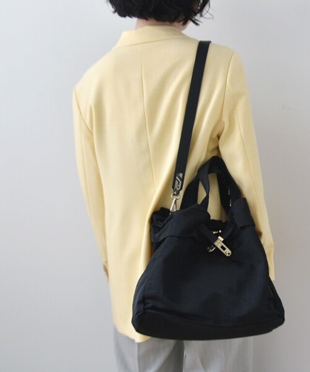 quaranciel: ベルトデザイン 2way トートバッグ（A4対応）