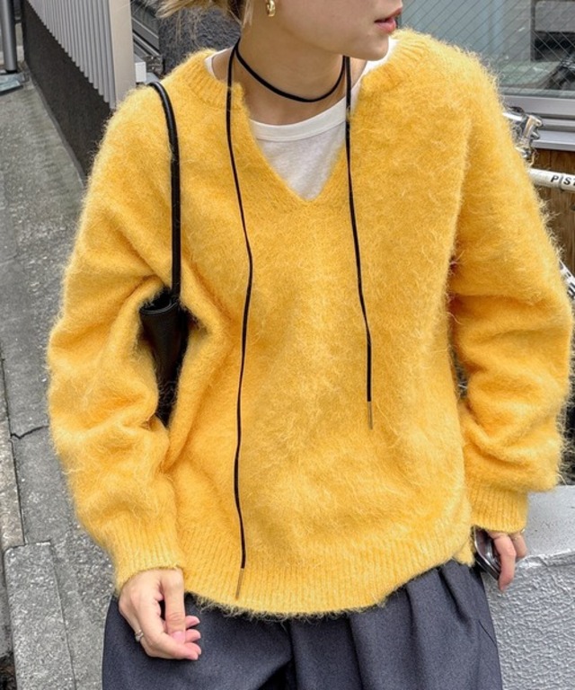 【ハンドウォッシャブル】ウール混起毛キーネックニット