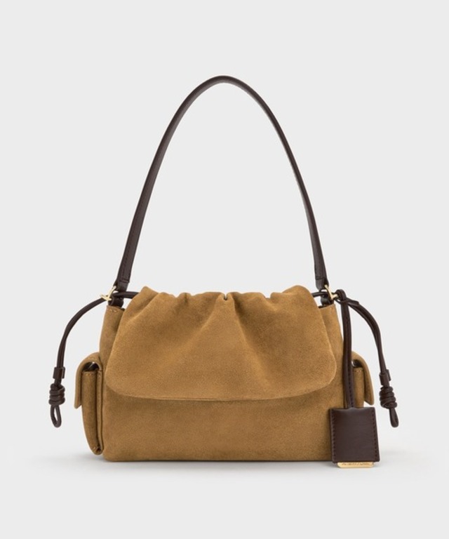 Khai カイ スエードルーシュドフラップサイドポケットトップハンドルバッグ