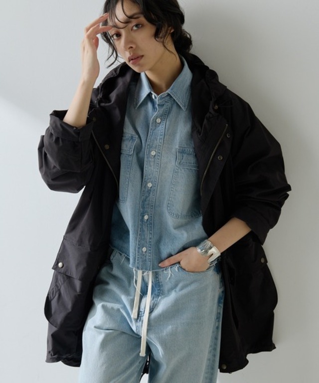 フーディーブルゾン