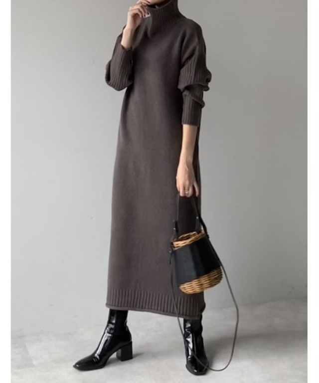 [新色追加][累計販売枚数5.2万枚突破！][低身長サイズ有]前後2WAYハイネック指穴マキシニットワンピース