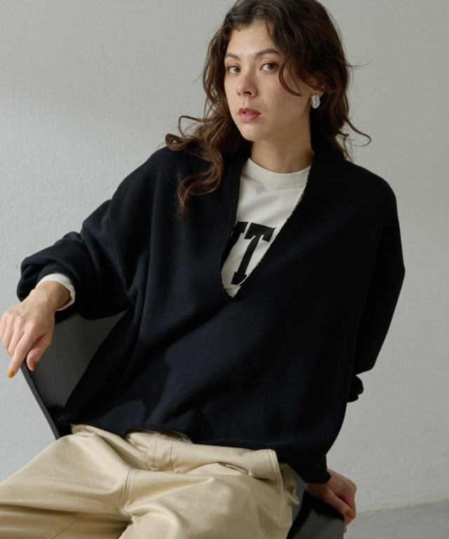 スウェットVネックプルオーバー２