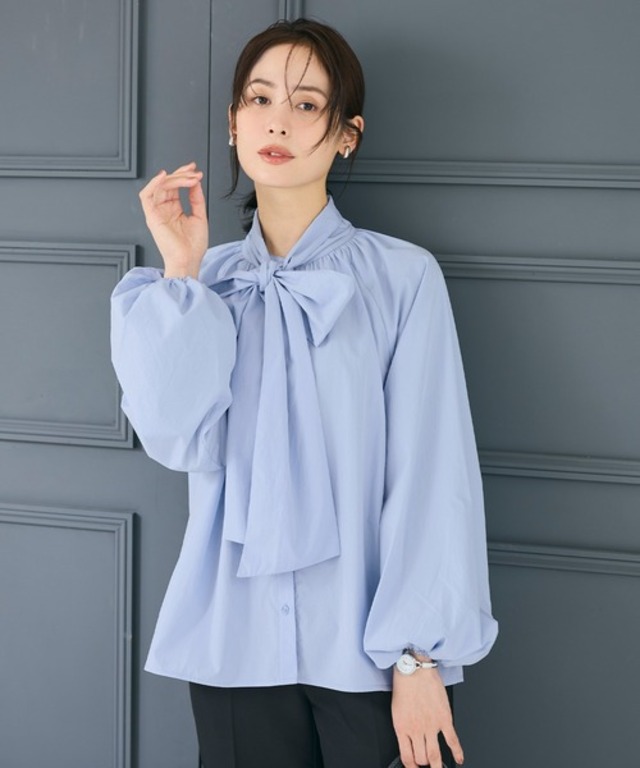 ボウタイブラウス