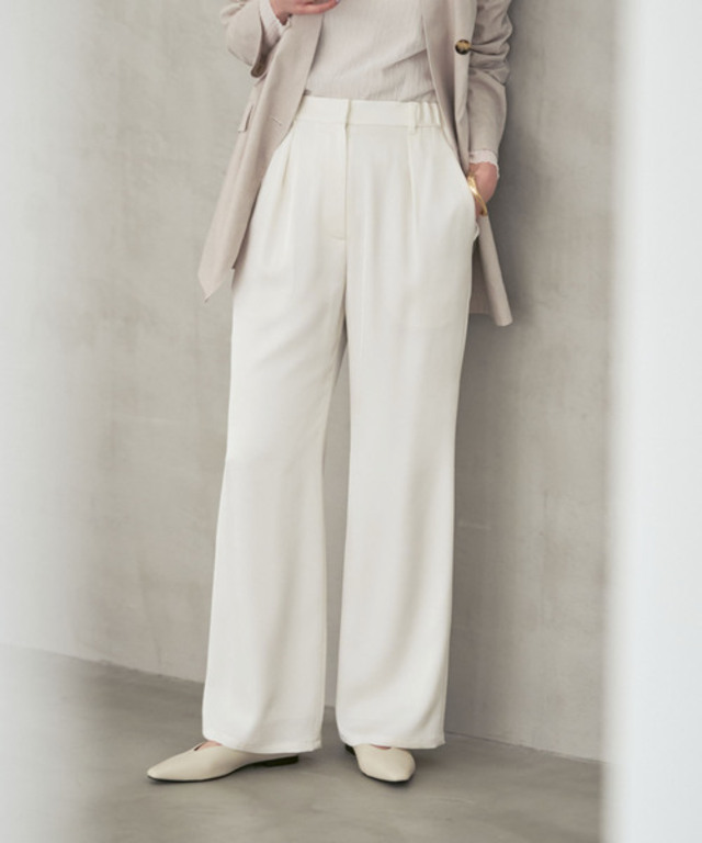 ルナサテンナローフレアタックパンツ