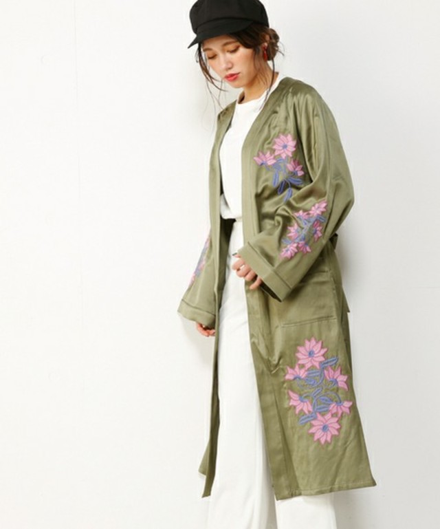 SLY  CLEMATIS EMBROIDERY GOWN