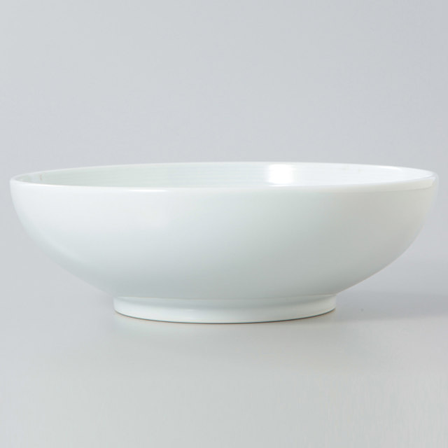 白磁多用鉢　約直径20×高さ6.5cm