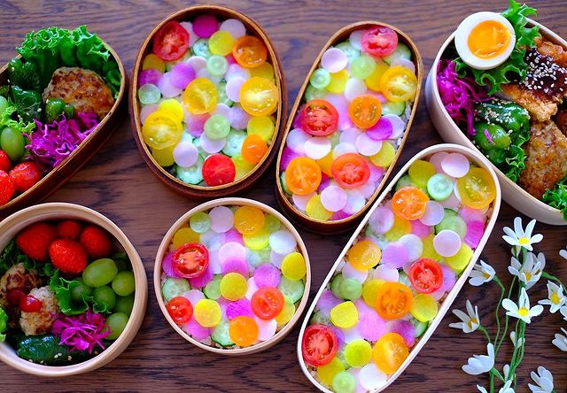 可愛い見た目にハマる人続出中 水玉ちらし寿司 が超話題 Locari ロカリ