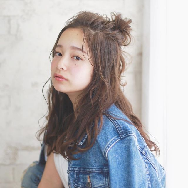 伸ばしかけ前髪が好きになる 簡単な巻き方とアレンジ Locari ロカリ