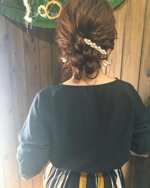セルフ動画で分かりやすい ロングヘアさん向け セルフ結婚式アレンジ Locari ロカリ セルフ動画で分かりやすい ロングヘアさん向け セルフ結婚式アレンジ Locari ロカリ