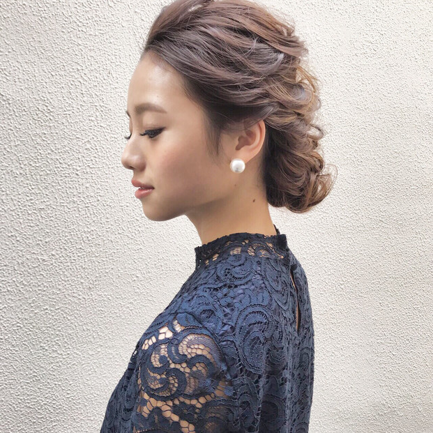 結婚式シーズン到来 ロング派のセルフお呼ばれアレンジ8選 Locari ロカリ