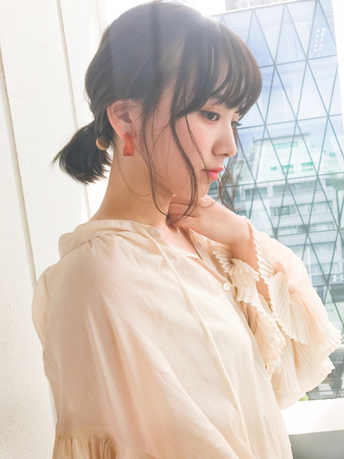 ボブの簡単アレンジ 大人可愛い プチ結び でこなれ感up Locari ロカリ