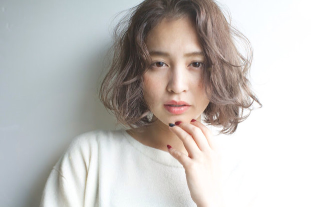 秋は アンニュイボブ が気になる 今っぽヘアカタログ12選 Locari ロカリ