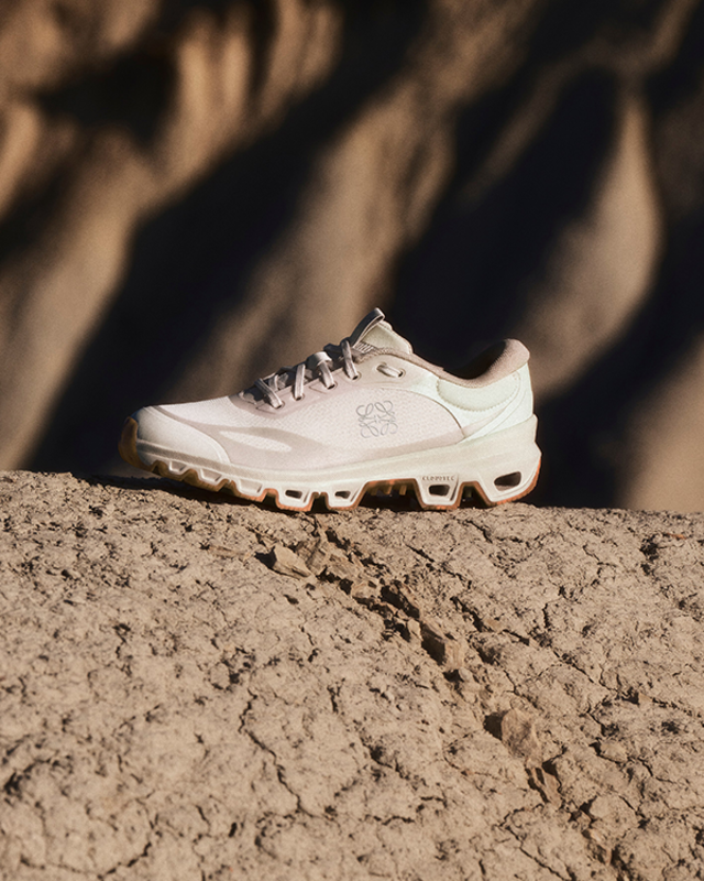 ロエベ×オン」コラボスニーカーが、よりデイリー使いしやすく