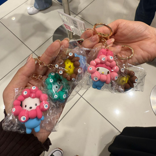 万博で絶対にゲットしたい！サンリオ×ミャクミャクコラボがかわい