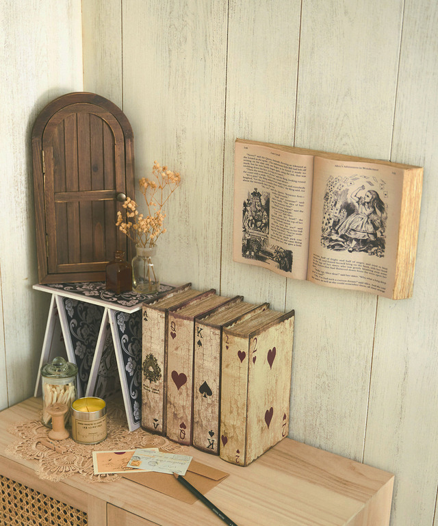 サリュ】8月25日（月）発売！ステアーズドアオブジェ、ブックドロワー